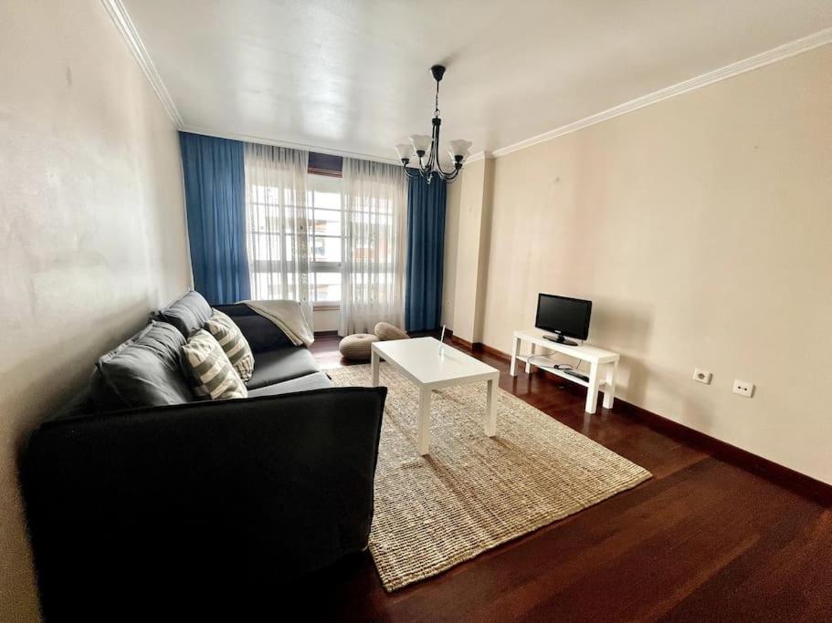 Agradable Apartamento Centrico En Cangas Exteriör bild