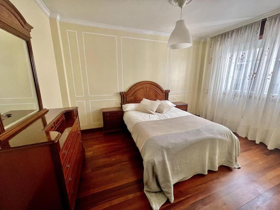 Agradable Apartamento Centrico En Cangas Exteriör bild