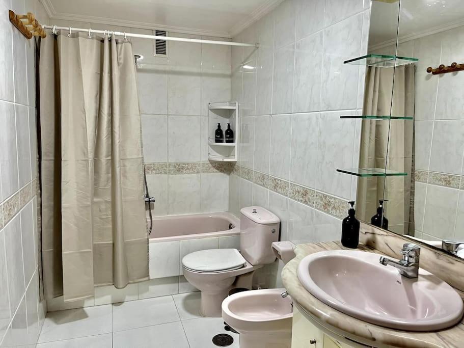 Agradable Apartamento Centrico En Cangas Exteriör bild
